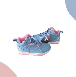 Girl's High Top Basketball Sneaker